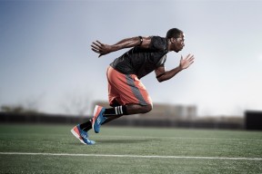 AC米兰争议平局，吉鲁怒喷裁判：太可耻了，米兰官方商城上架吉鲁9号球衣